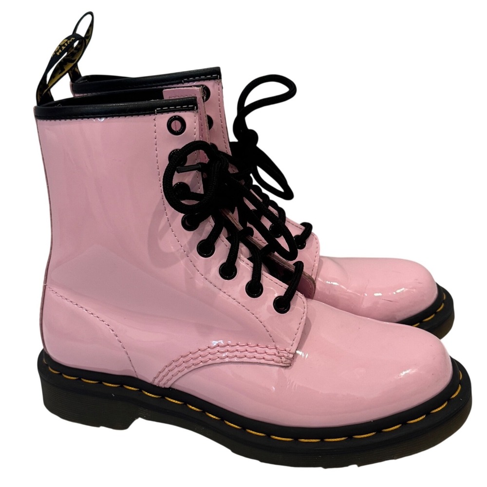 Dr. Martens 1460 Boot Womens Size 6 Pink Patent Leather 8-Eye Lace Up Combat